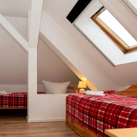 Redwood By Tendo Stay - Comfort Housing * Falkensee
